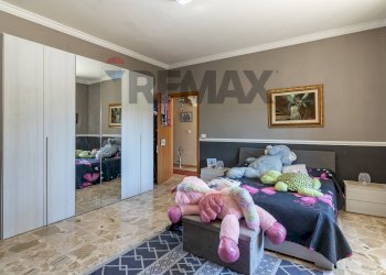 Camera / camera da letto - Villa san benedetto da Norcia
 
9, Siracusa - foto 22