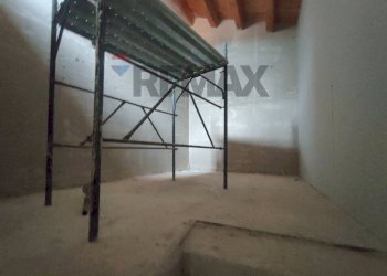 Scale - Casa semi indipendente Via Giuseppe Mazzini
5, Barisciano - foto 11