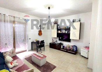 Soggiorno - Four-room apartment via della Libertà
888, Villaricca - photo 13