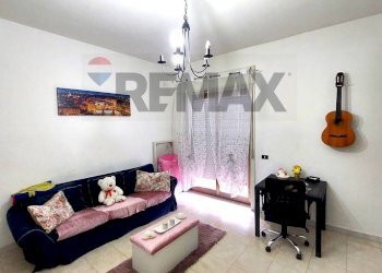 Soggiorno - Four-room apartment via della Libertà
888, Villaricca - photo 14