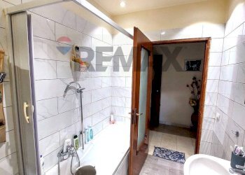Bagno - Four-room apartment via della Libertà
888, Villaricca - photo 19