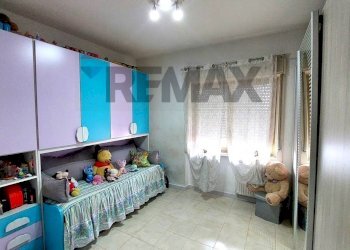 Camera / camera da letto - Four-room apartment via della Libertà
888, Villaricca - photo 21