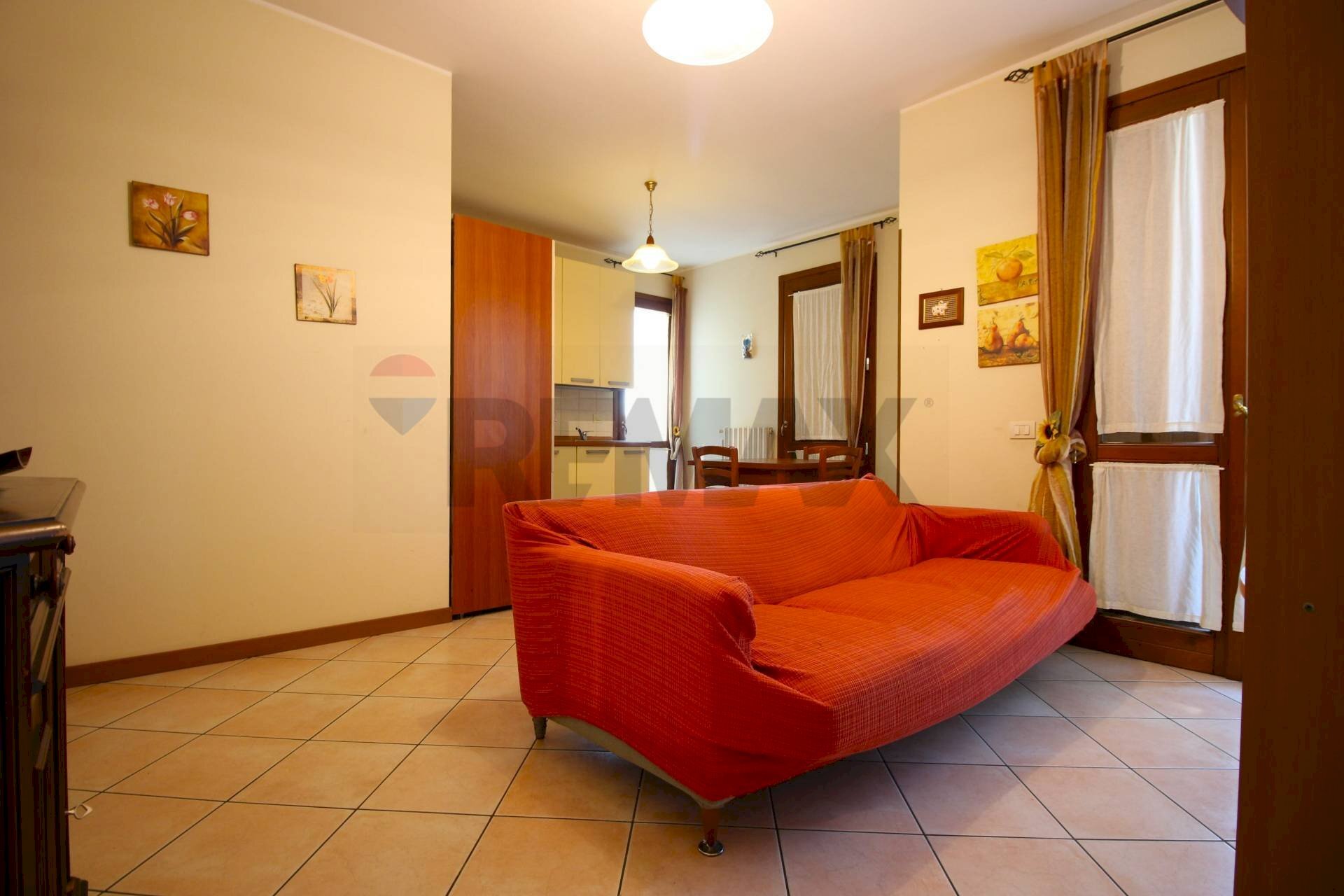 Soggiorno - Trilocale Via Morengo
 
84, Pagazzano - foto 1
