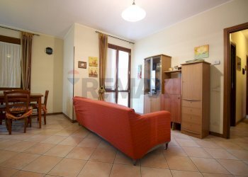 Sala da pranzo - Trilocale Via Morengo
 
84, Pagazzano - foto 2