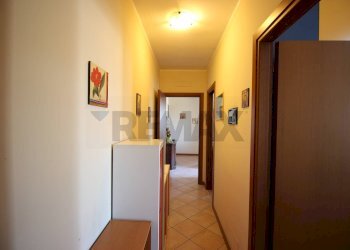 Hall / corridoio - Trilocale Via Morengo
 
84, Pagazzano - foto 13