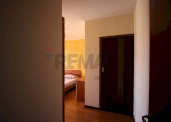 Hall / corridoio - Trilocale Via Morengo
 
84, Pagazzano - foto 17