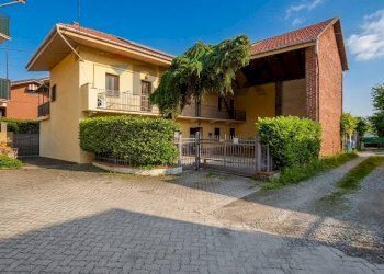 FACCIATA PRINCIPALE - Casa indipendente Borgata Rossignoli
 
86, Ciriè - foto 1