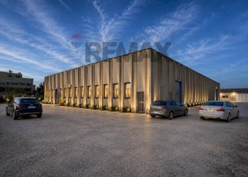Edificio all\'aperto - Capannone Senigallia - foto 2