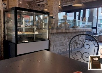 Ricezione / Lobby - Attività Commerciale Corso Vercelli
47, Novara - foto 2