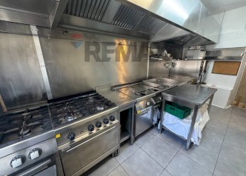 Cucina - Locale Commerciale piazza san rocco
10, Dorno - foto 15