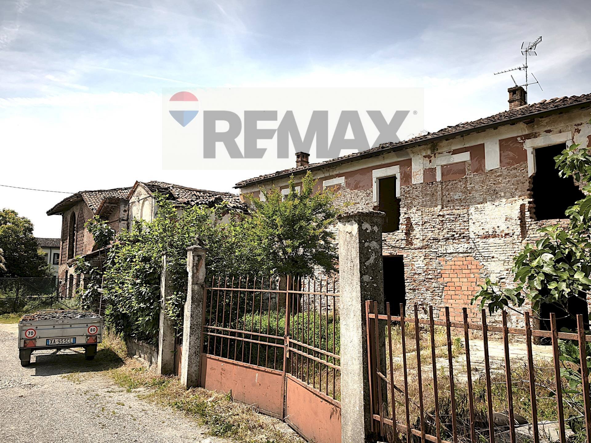 Casa all\'aperto - Rustic via de gasperi
 
25, Cava Manara - photo 1