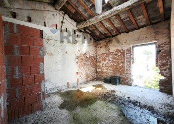 Stanza vuota - Rustic via de gasperi
 
25, Cava Manara - photo 8