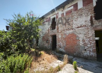 Casa all\'aperto - Rustic via de gasperi
 
25, Cava Manara - photo 13