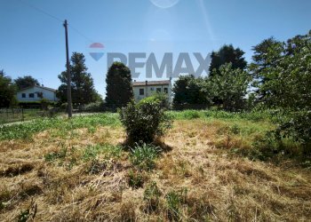 Giardino - Rustic via de gasperi
 
25, Cava Manara - photo 15