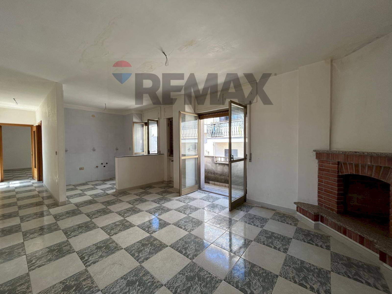Stanza vuota - Three-room apartment Via Leonardo Da Vinci
7, Ischitella - photo 2