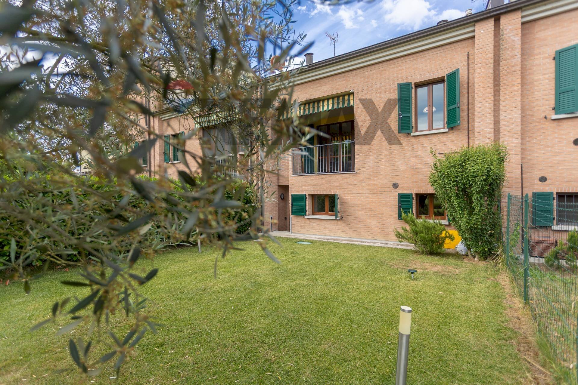 Casa all\'aperto - Villa a Schiera Via Benigno Zaccagnini
166, Fidenza - foto 2
