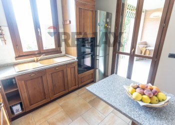 Cucina - Villa a Schiera Via Benigno Zaccagnini
 
166, Fidenza - foto 14