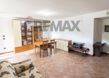 Sala da pranzo - Villa a Schiera Via Benigno Zaccagnini
 
166, Fidenza - foto 36