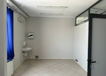 ambulatorio - Ufficio via Forzani
2, Villanova Mondovì - foto 21