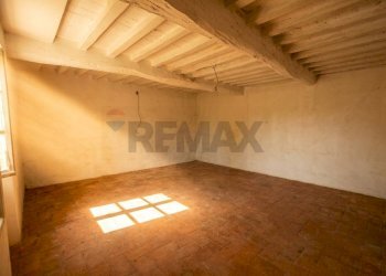Stanza vuota - Rustic VIA DEL BORGO
1492, Lucca - photo 58