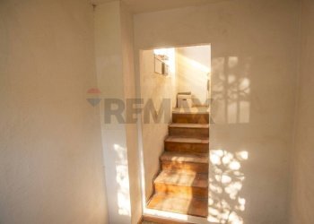 Scale - Rustic VIA DEL BORGO
1492, Lucca - photo 59