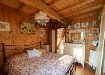 Camera / camera da letto - Casa indipendente via piastrelle
 
25, Bagni di Lucca - foto 8