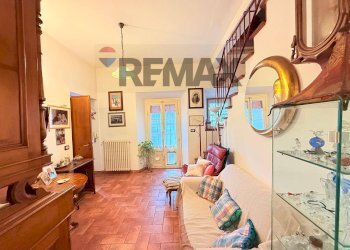 Soggiorno - Appartamento Borgo a Mozzano - foto 31