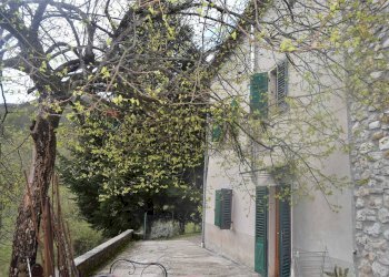 Edificio all\'aperto - Casa semi indipendente LOCALITA' CERRETO
 
78, Bagni di Lucca - foto 13