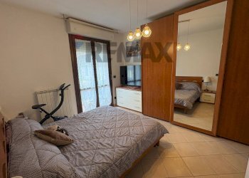 Camera / camera da letto - Four-room apartment Via Divisione Alpina Cuneense Altopascio, Altopascio - photo 8