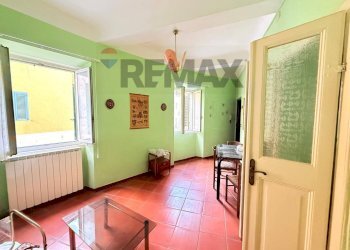 Soggiorno - Quadrilocale Viale Umberto I
 
9, Bagni di Lucca - foto 1