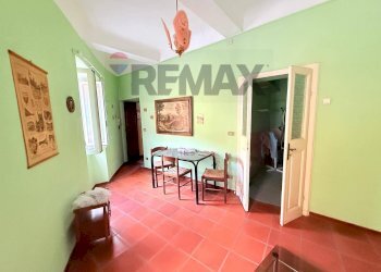 Sala da pranzo - Quadrilocale Viale Umberto I
 
9, Bagni di Lucca - foto 3