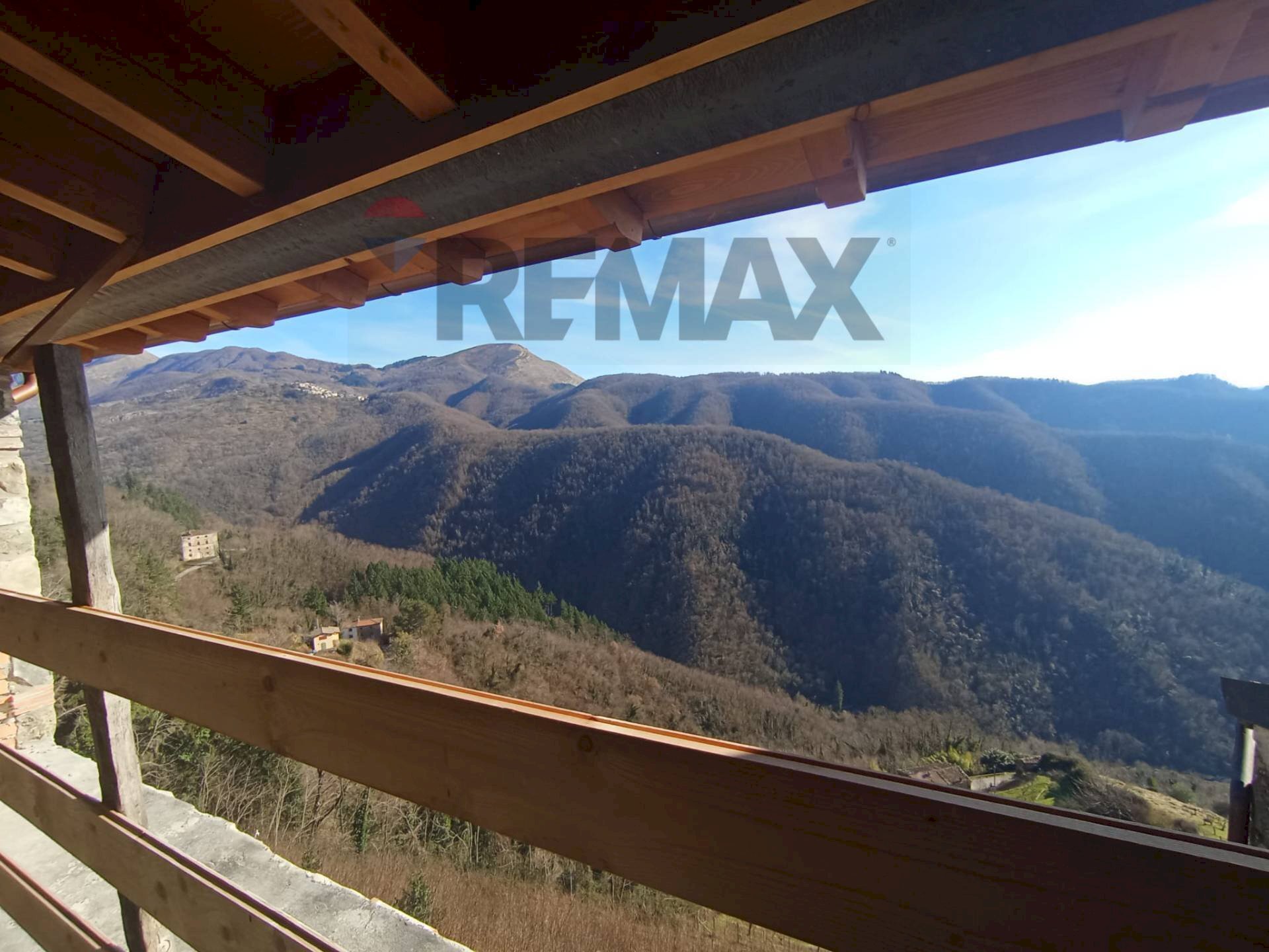 Vista delle montagne - Casa semi indipendente Coreglia Antelminelli - foto 1