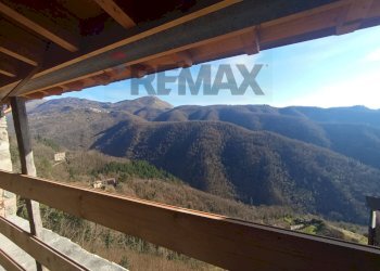 Vista delle montagne - Casa semi indipendente Coreglia Antelminelli - foto 1