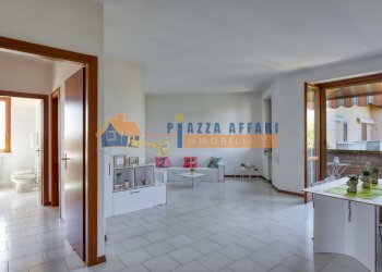 Foto 4 - Three-room apartment via della Fontana
 
19, Carnago - photo 4