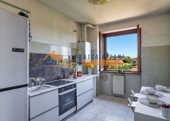 Foto 10 - Three-room apartment via della Fontana
 
19, Carnago - photo 10