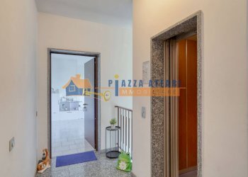 Foto 21 - Three-room apartment via della Fontana
 
19, Carnago - photo 21
