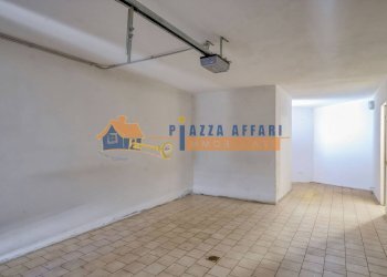 Foto 32 - Three-room apartment via della Fontana
 
19, Carnago - photo 32