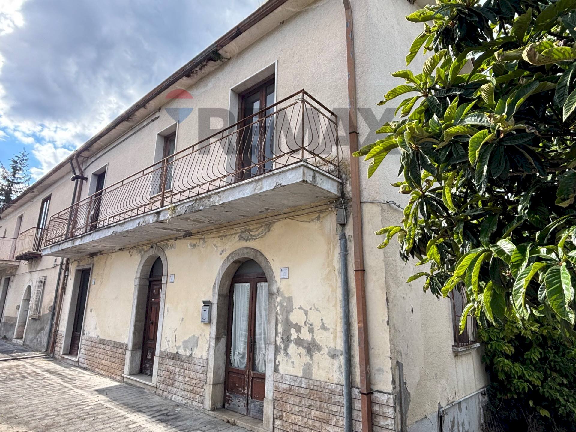 Edificio all\'aperto - Casa semi indipendente SS90, 9-5, Mirabella Eclano - foto 1
