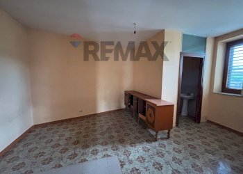 Stanza vuota - Semi-detached house SS90, 9-5, Mirabella Eclano - photo 10