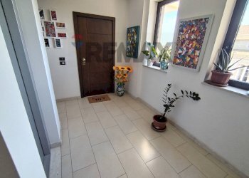 Hall / corridoio - Apartment VIA DI BENEVENTO
 
32, Paduli - photo 8