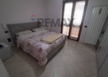 Camera / camera da letto - Apartment VIA DI BENEVENTO
 
32, Paduli - photo 17