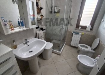 Bagno - Apartment VIA DI BENEVENTO
 
32, Paduli - photo 26