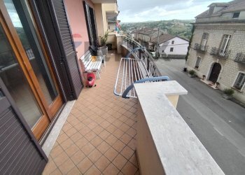 Balcone - Apartment VIA DI BENEVENTO
 
32, Paduli - photo 28