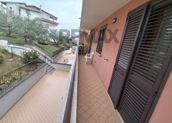 Balcone - Apartment VIA DI BENEVENTO
 
32, Paduli - photo 31