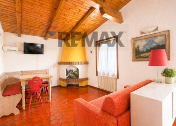 Sala da pranzo - Quadrilocale VIA SPILLEK
46, Roana - foto 6