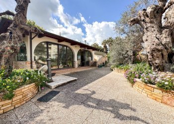 Foto 1 - Villa via calore
 
3, Lecce - foto 1