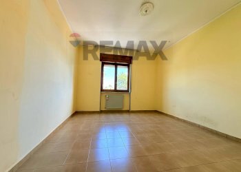 Stanza vuota - Four-room apartment Via Giacomo Leopardi
1, Cesa - photo 11