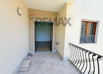 Terrazza - Four-room apartment Via Giacomo Leopardi
1, Cesa - photo 15