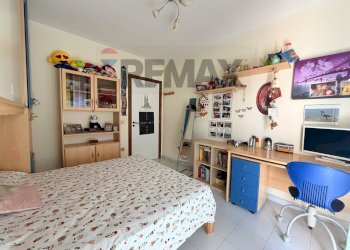 Camera / camera da letto - Four-room apartment Via del Borgo Alfonsiano
 
snc, Napoli - photo 12