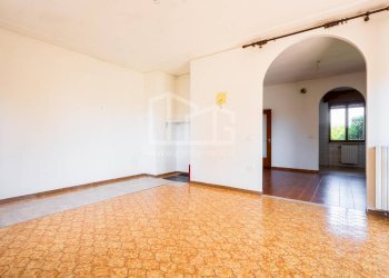 Foto 9 - Villa Strada Salionze
 
9, Monzambano - photo 9